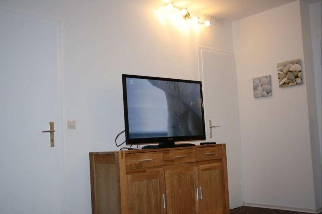 בראונלאגה Ferienapartment Mit Schwimmbad Und Bergblick מראה חיצוני תמונה