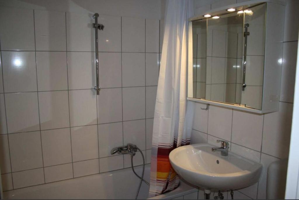 בראונלאגה Ferienapartment Mit Schwimmbad Und Bergblick מראה חיצוני תמונה